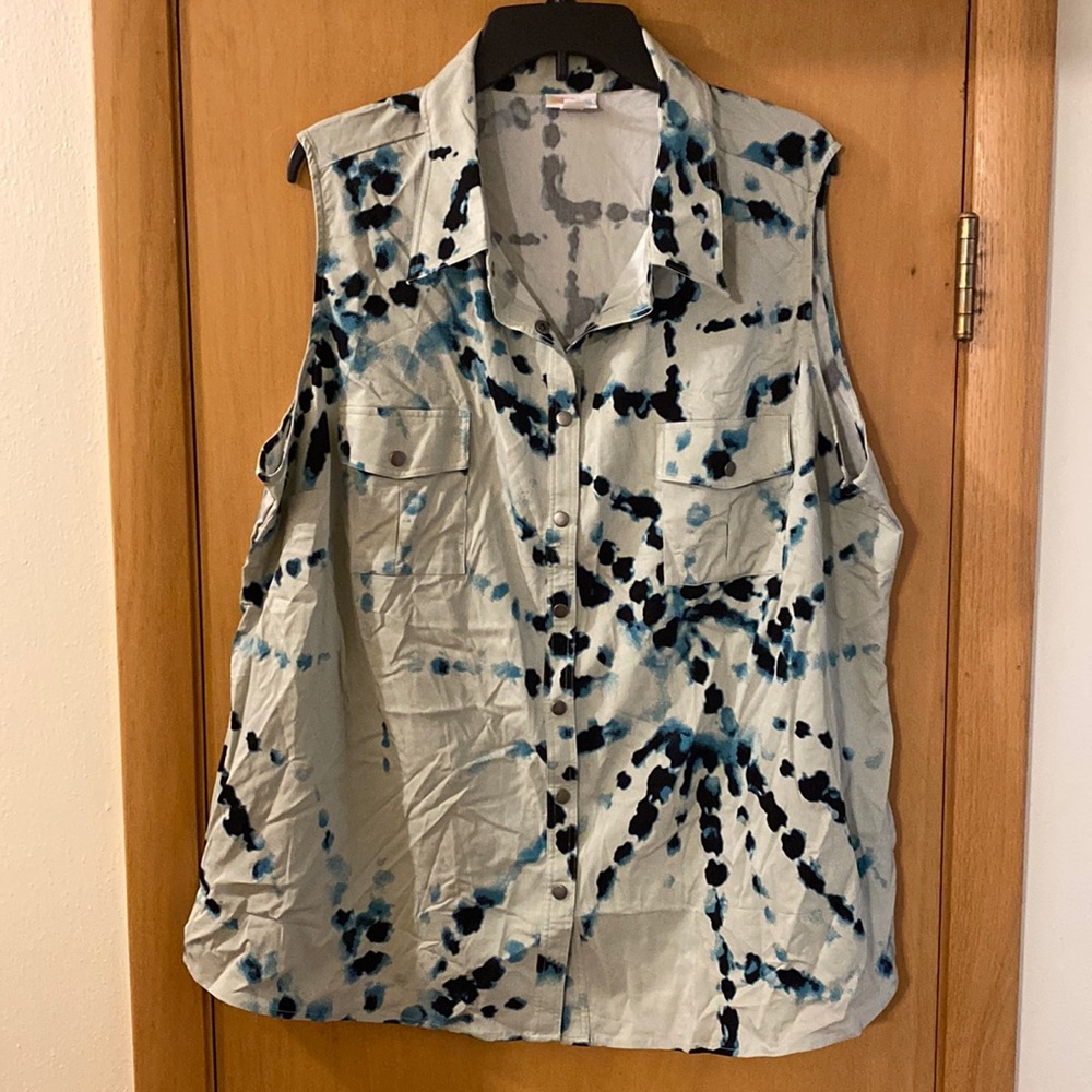Lularoe Women’s Tie Dye Stretch Snap Front Sleeveless Top Blouse Plus Size 3XL